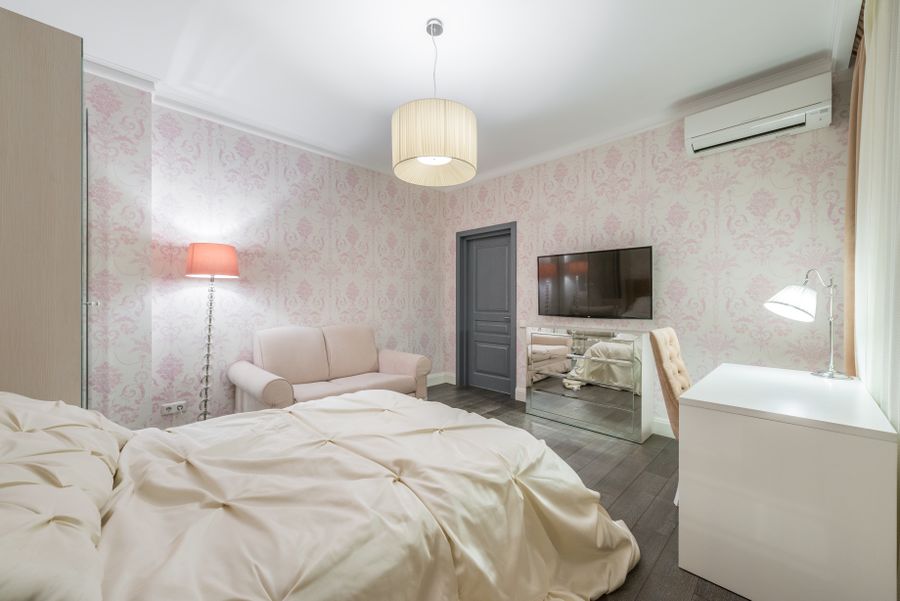 Chambre lumineuse dans un logement étudiant moderne